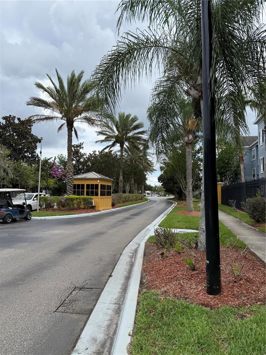 3725 CONROY RD #2127, ORLANDO, FL — photo 2