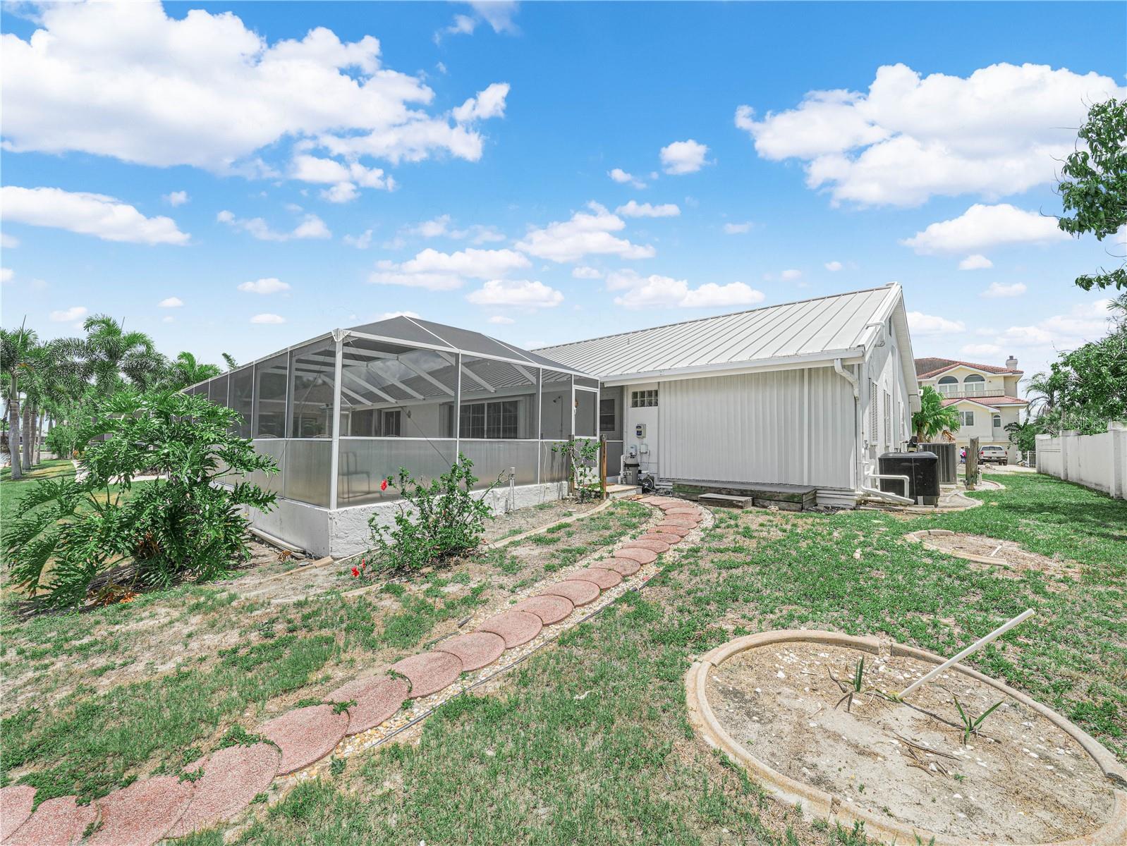 262 GEORGE RD SE, PORT CHARLOTTE, FL — photo 3