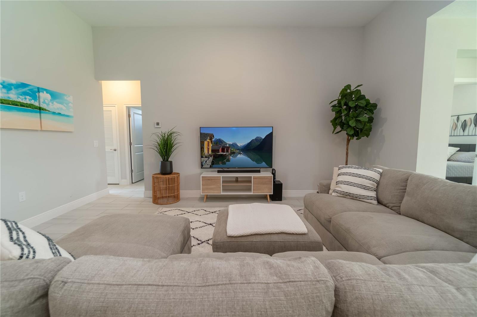 265 ANNAPOLIS LN, ROTONDA WEST, FL — photo 9
