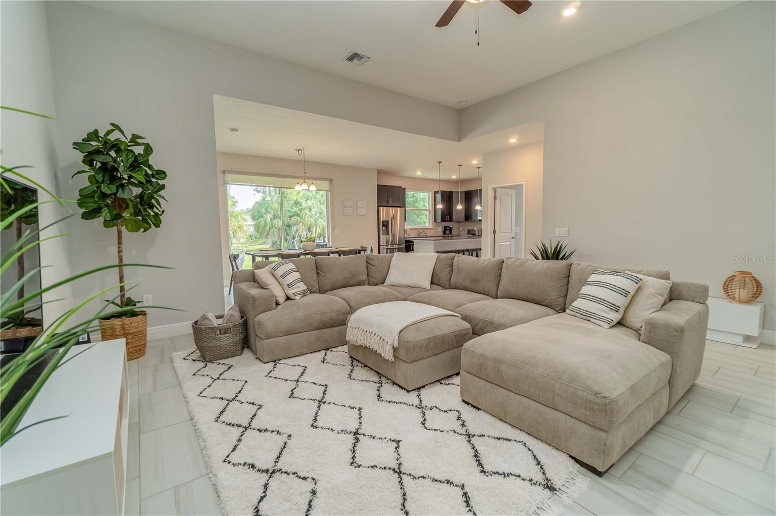 265 ANNAPOLIS LN, ROTONDA WEST, FL — photo 10