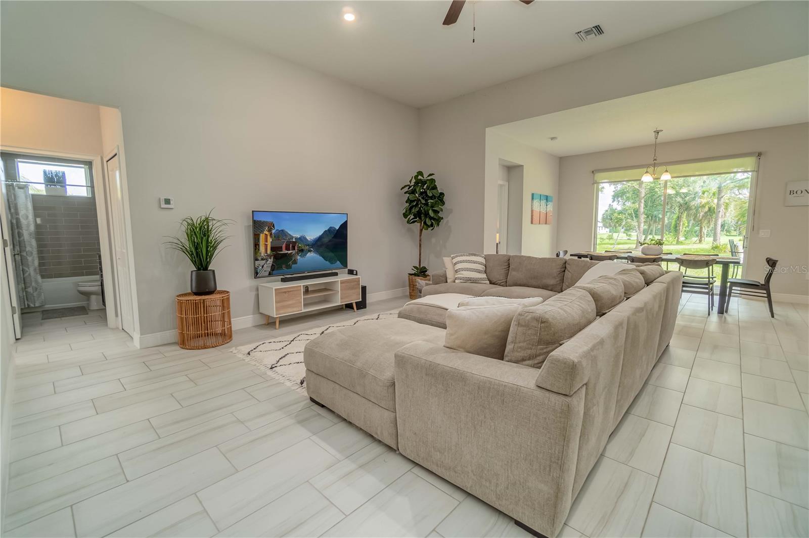265 ANNAPOLIS LN, ROTONDA WEST, FL — photo 12