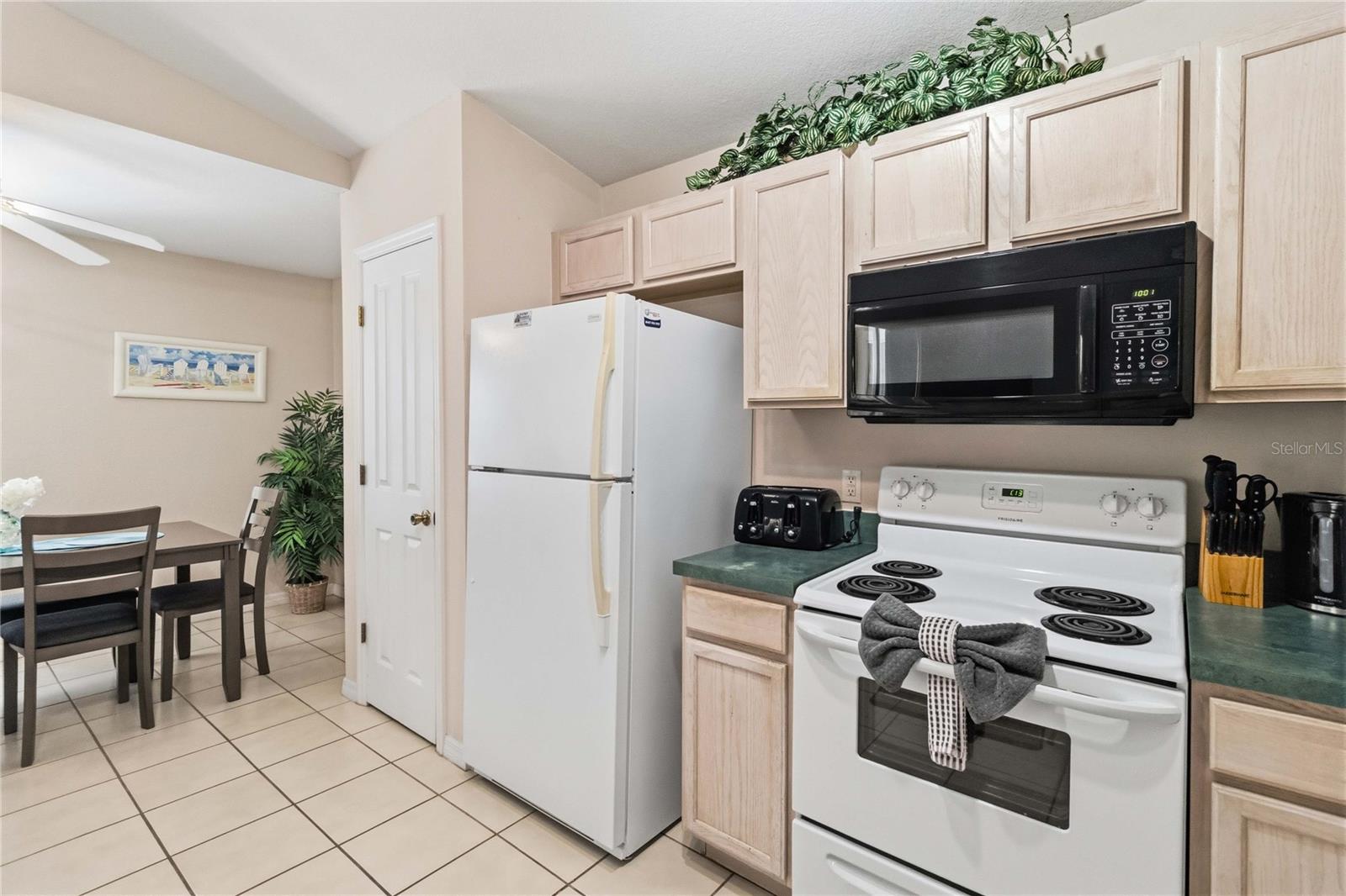 446 RESERVE DR, DAVENPORT, FL — photo 17