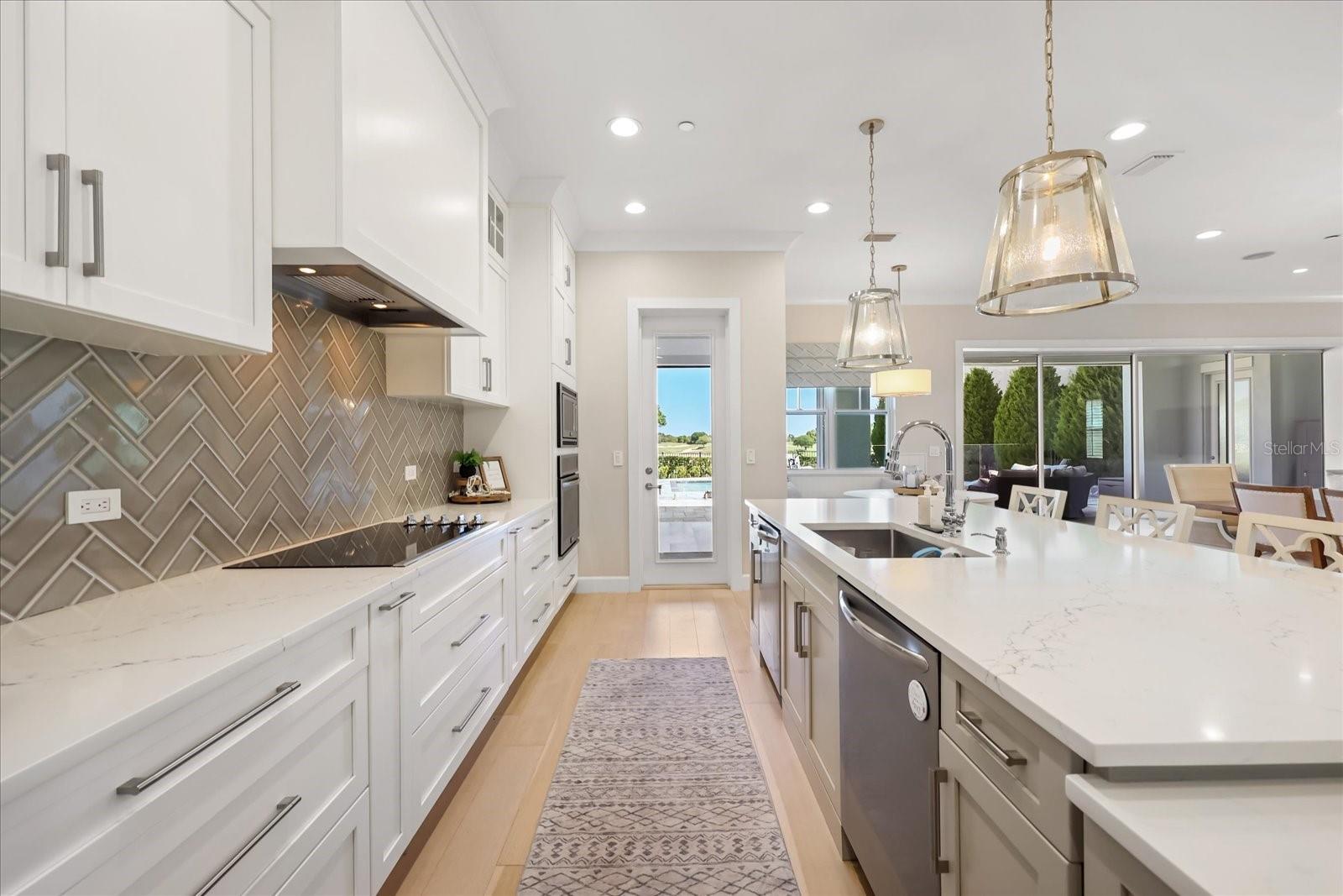 7447 EXCITEMENT DR, REUNION, FL — photo 18