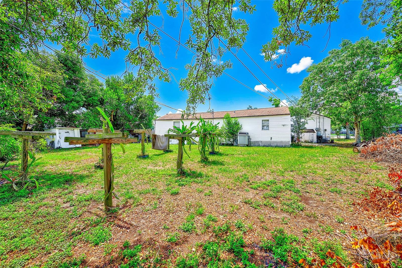 3257 57TH AVE N, ST PETERSBURG, FL — photo 2