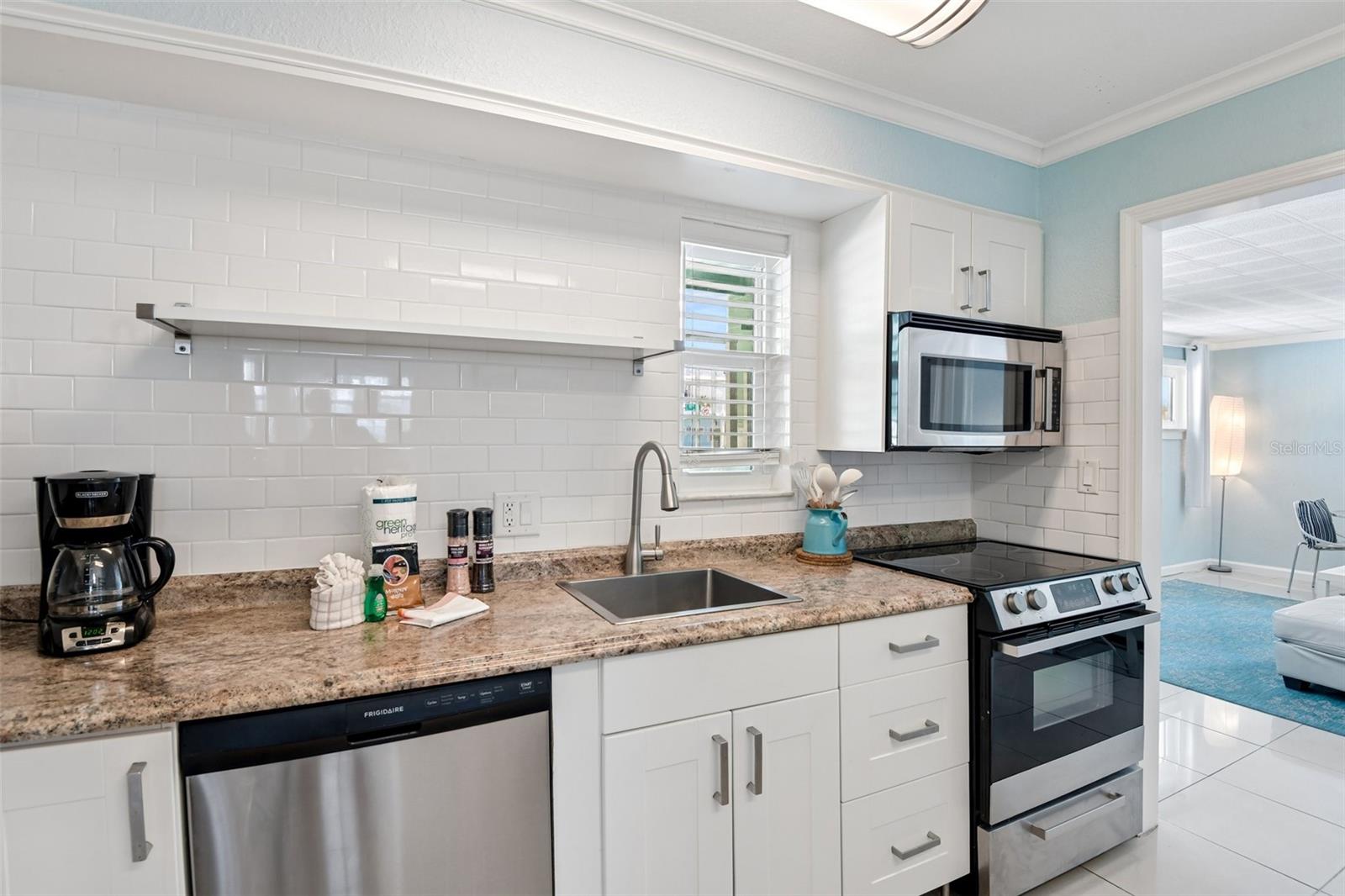 11730 GULF BLVD #40, ST PETERSBURG, FL — photo 9