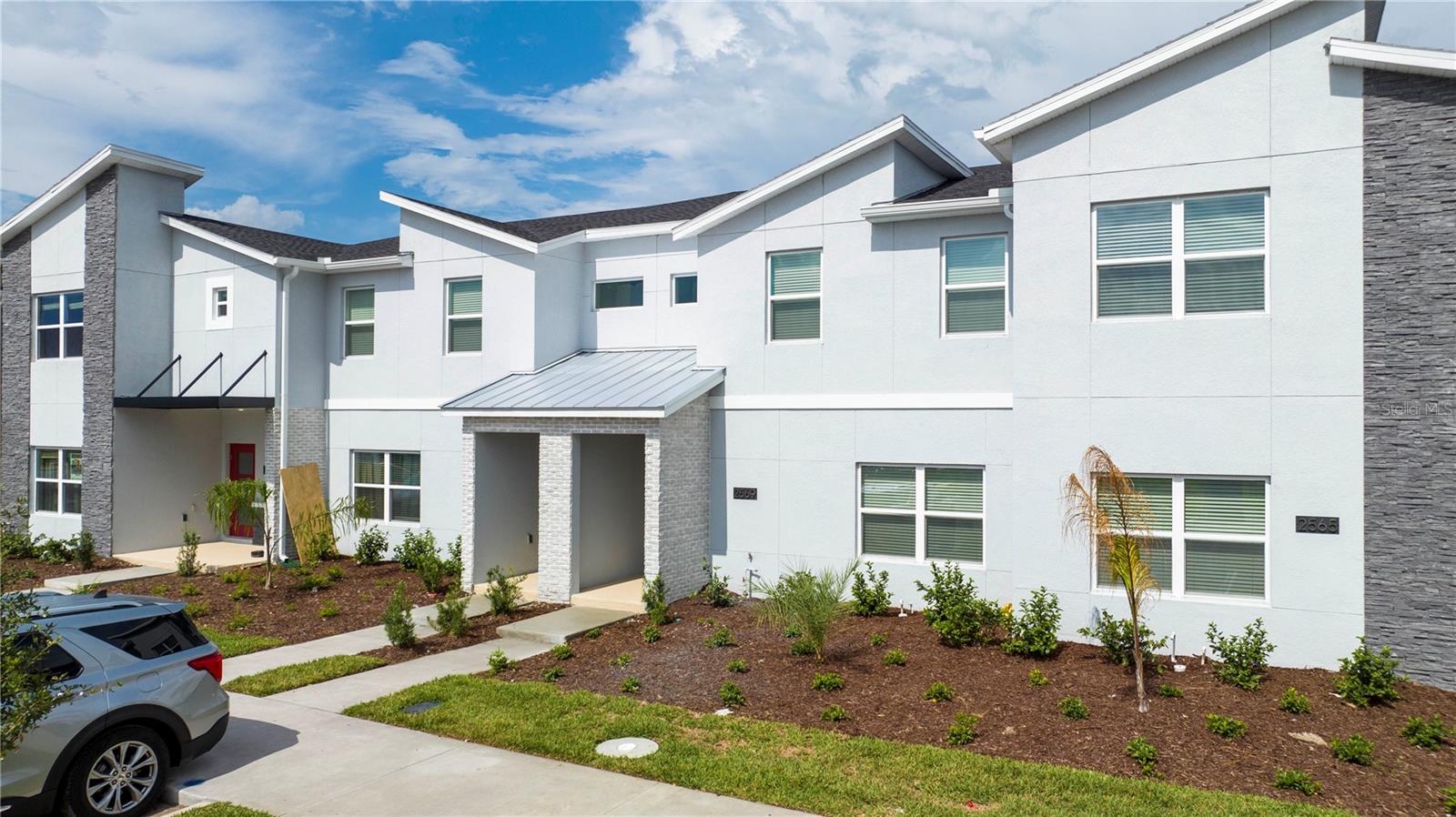 2569 READING TRL, KISSIMMEE, FL — photo 2