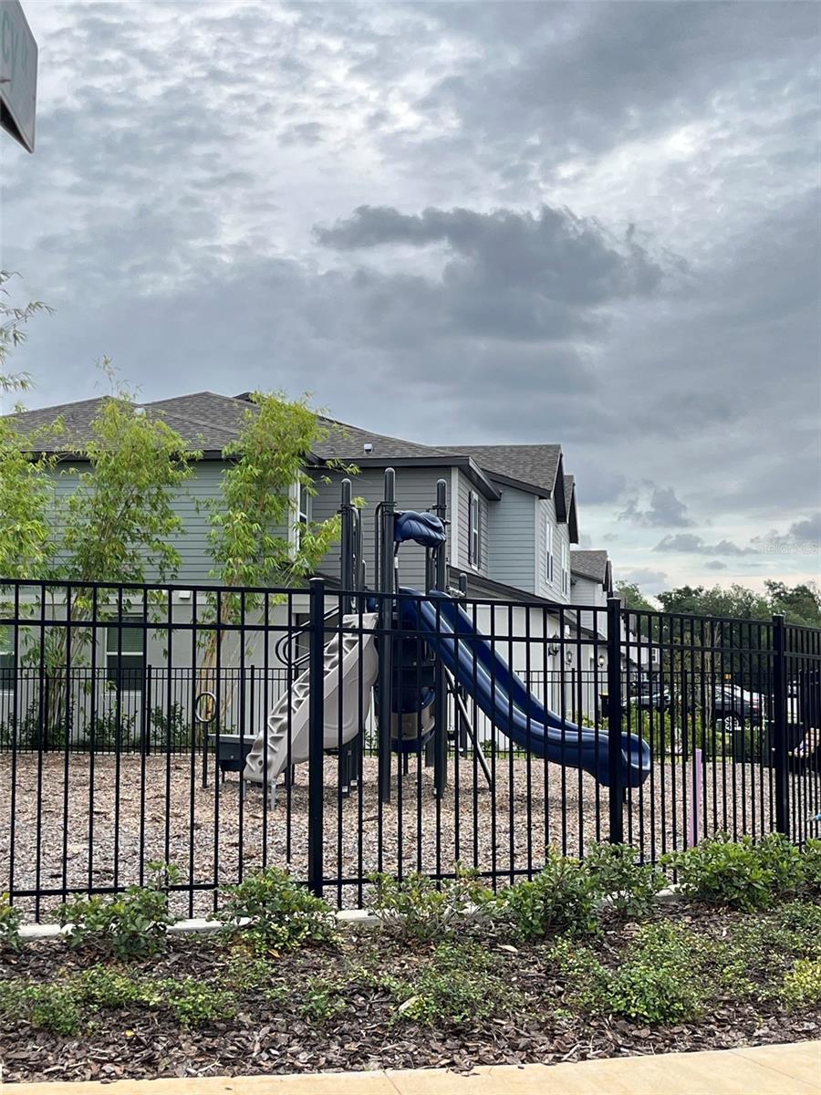 437 LEGACY LOOP, DAVENPORT, FL — photo 13