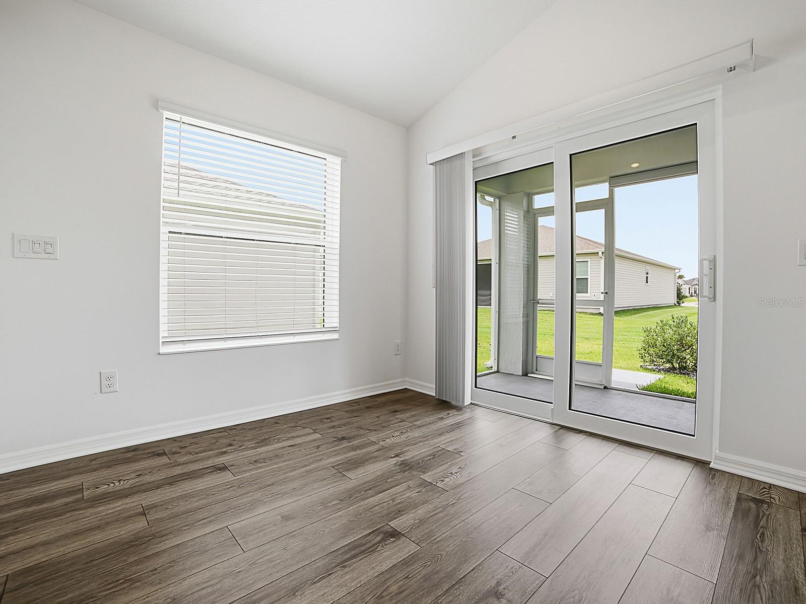 1404 HEARNS LOOP, THE VILLAGES, FL — photo 18