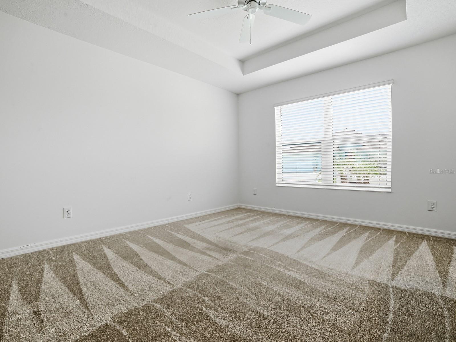 1404 HEARNS LOOP, THE VILLAGES, FL — photo 20