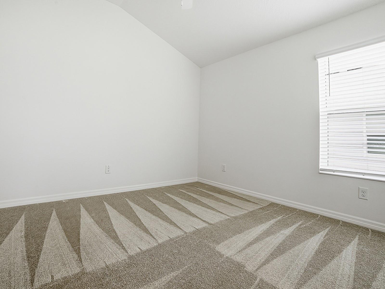 1404 HEARNS LOOP, THE VILLAGES, FL — photo 22