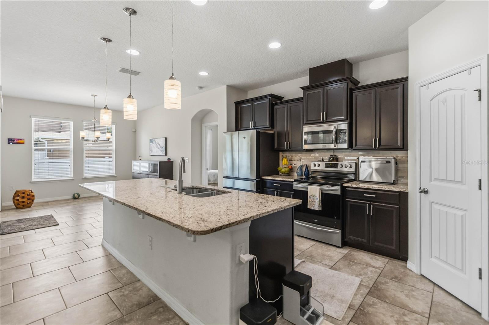 2015 BEACON LANDING CIR, ORLANDO, FL — photo 10