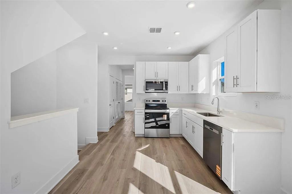 1541 W LA SALLE ST, TAMPA, FL — photo 6