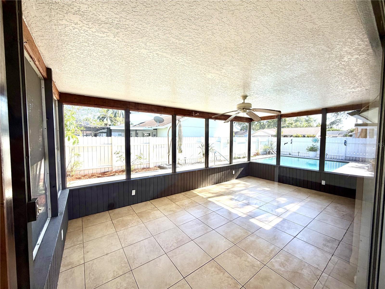 8212 101ST CT, SEMINOLE, FL — photo 12