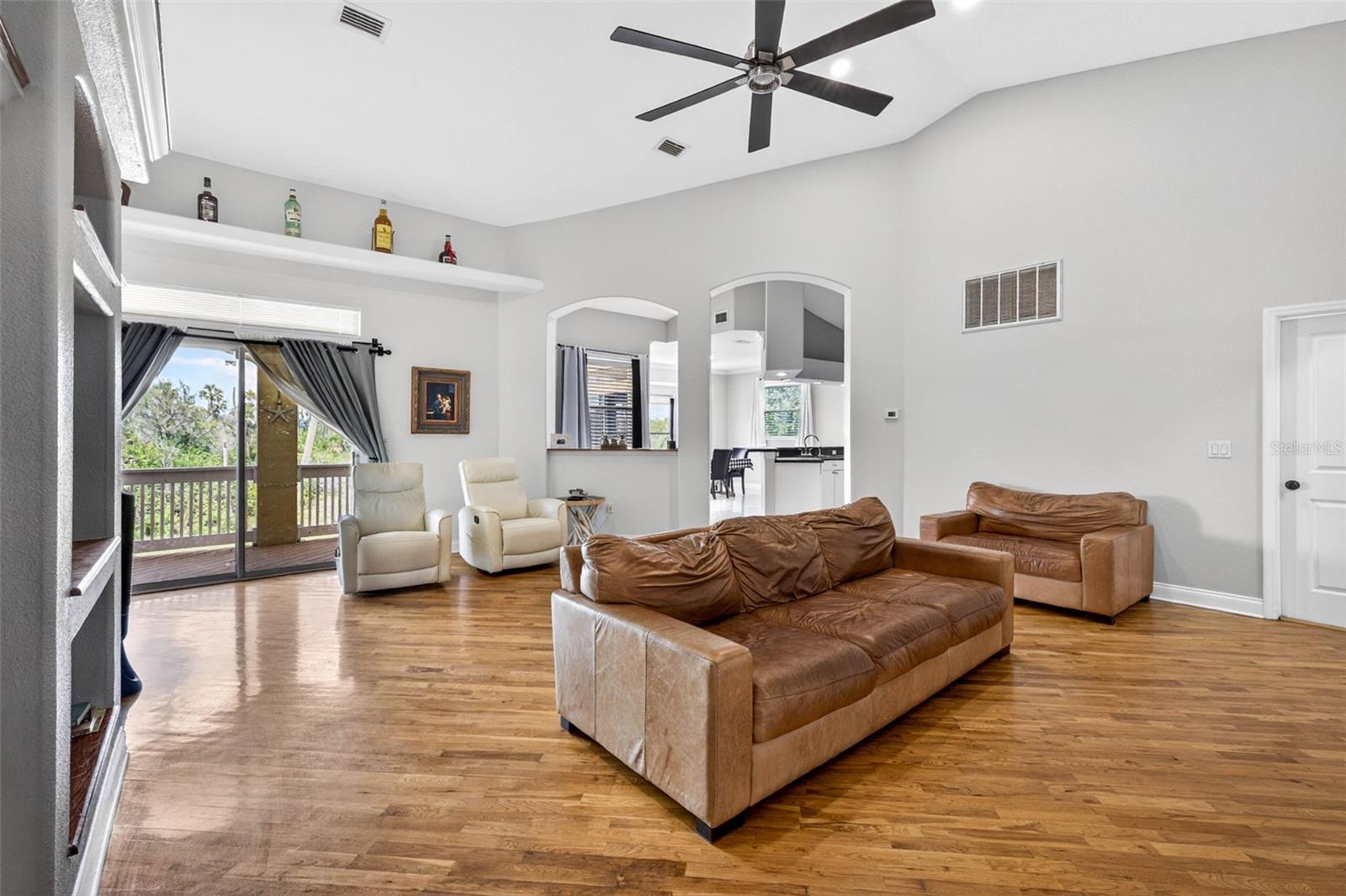 7445 GULF WAY, HUDSON, FL — photo 3