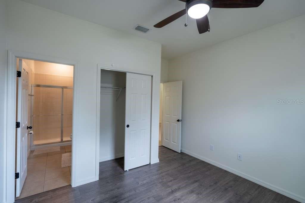 11517 PALMETTO SANDS CT, TAMPA, FL — photo 17