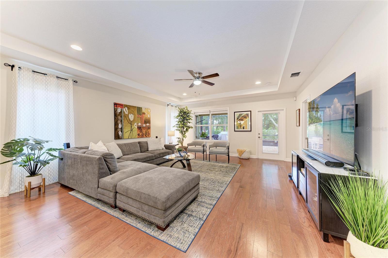 11960 FOREST PARK CIR, BRADENTON, FL — photo 7