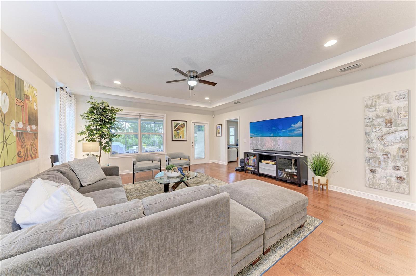 11960 FOREST PARK CIR, BRADENTON, FL — photo 8