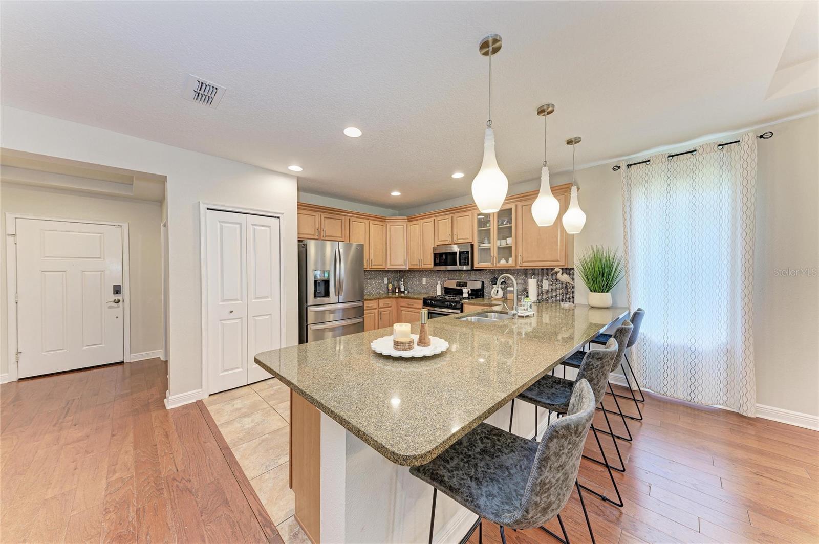 11960 FOREST PARK CIR, BRADENTON, FL — photo 11