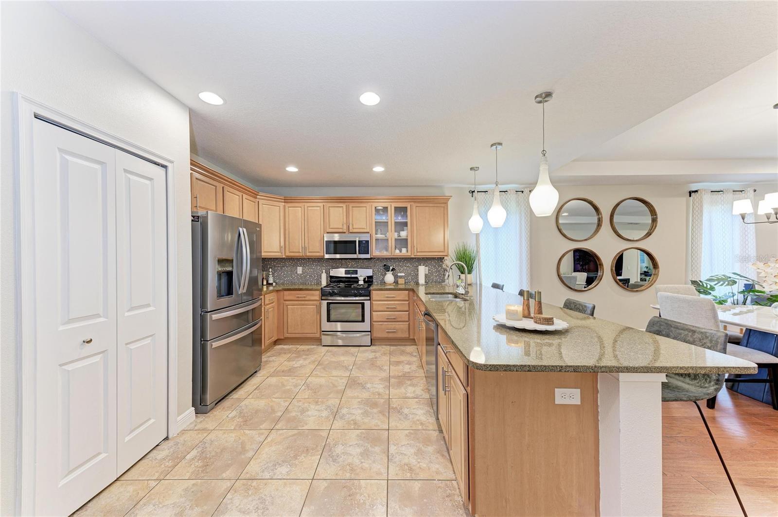 11960 FOREST PARK CIR, BRADENTON, FL — photo 12