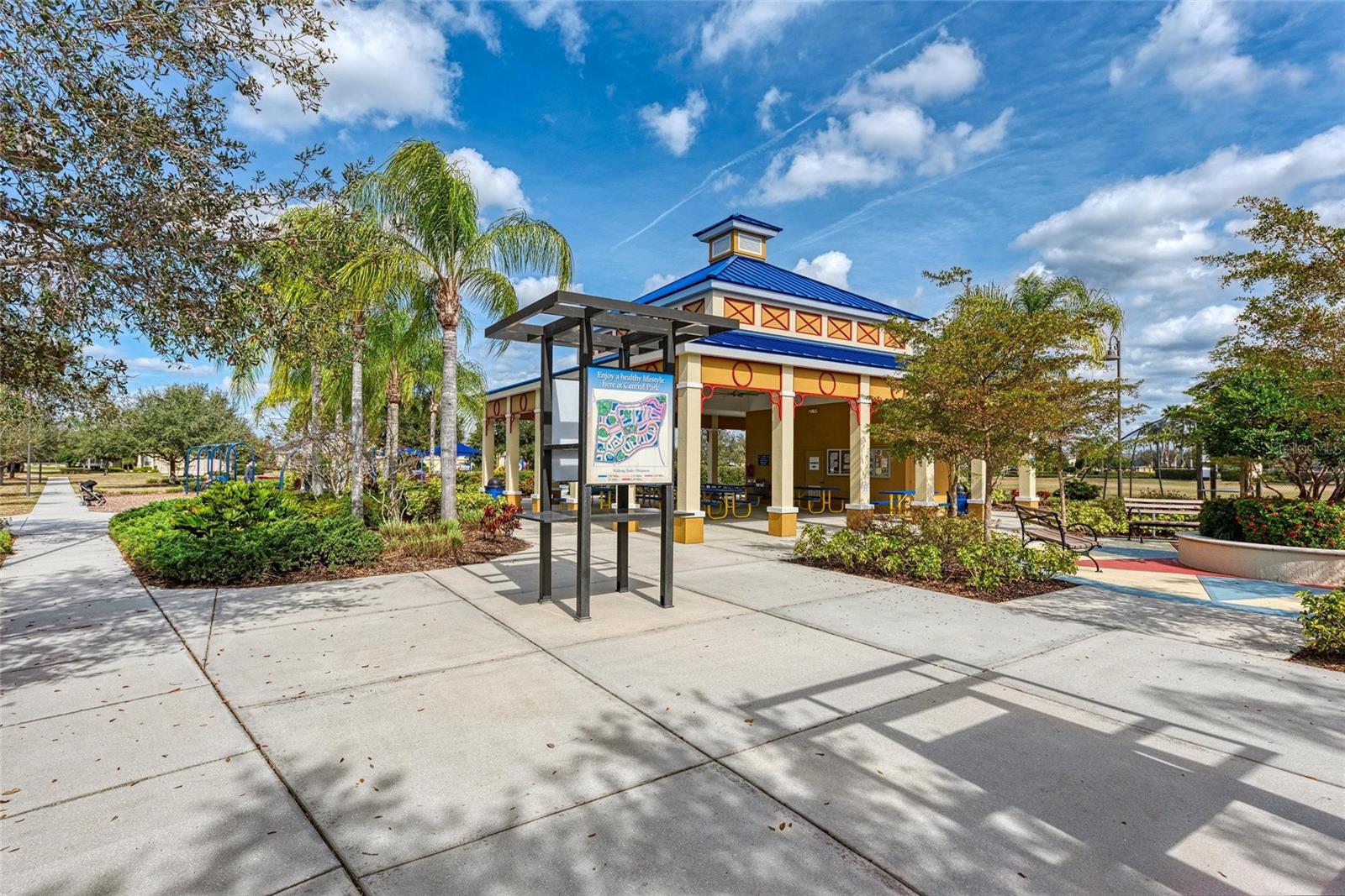 11960 FOREST PARK CIR, BRADENTON, FL — photo 42