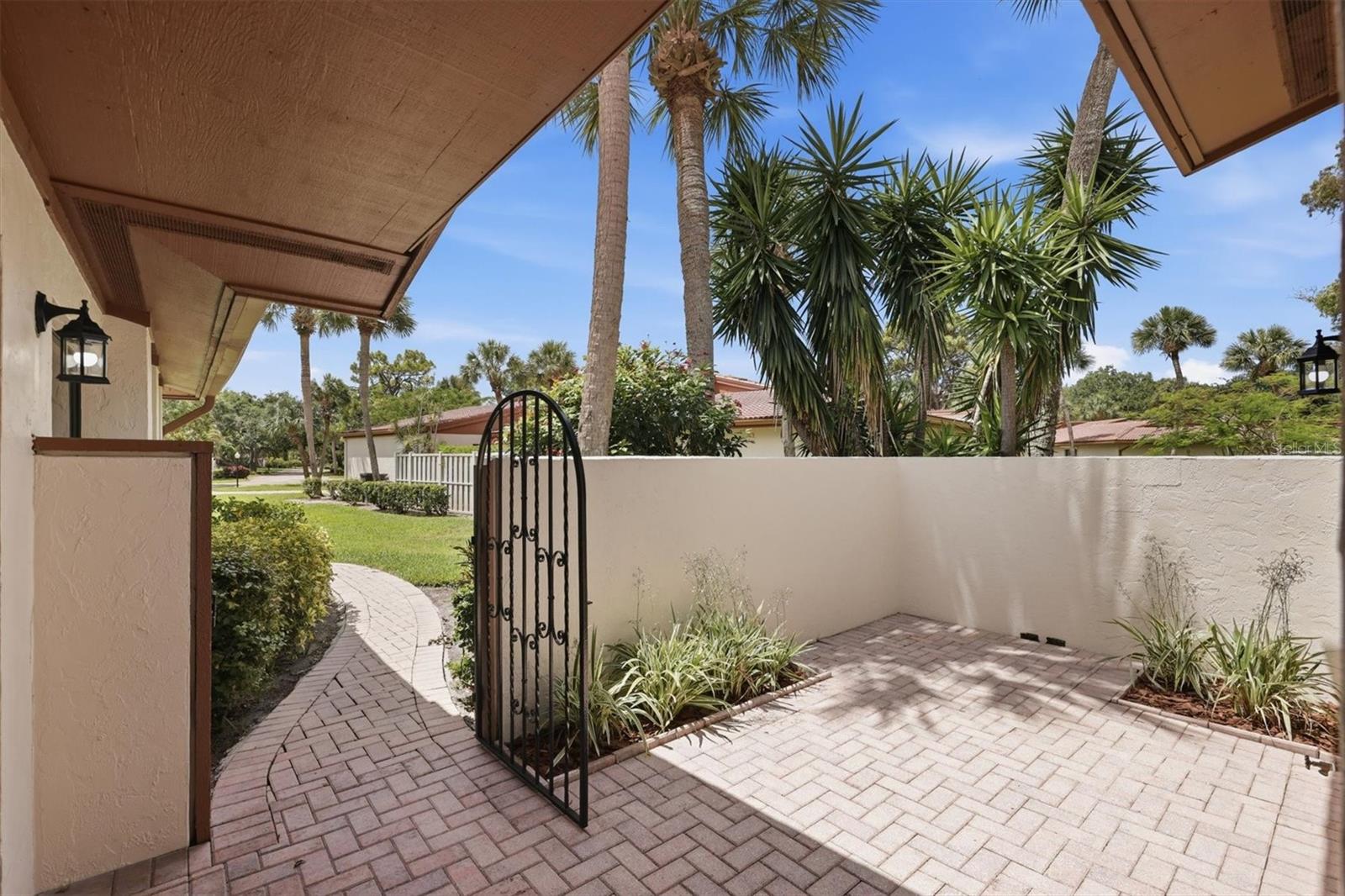 6403 PELICAN DR, BRADENTON, FL — photo 4