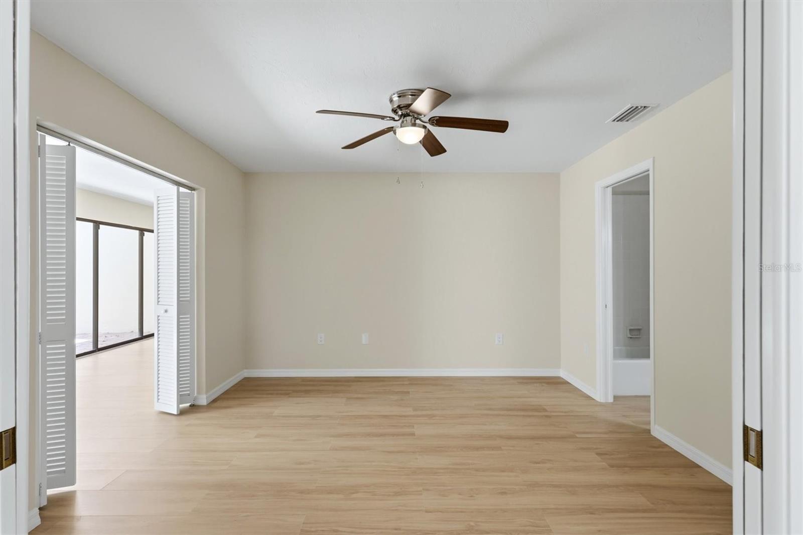 6403 PELICAN DR, BRADENTON, FL — photo 15