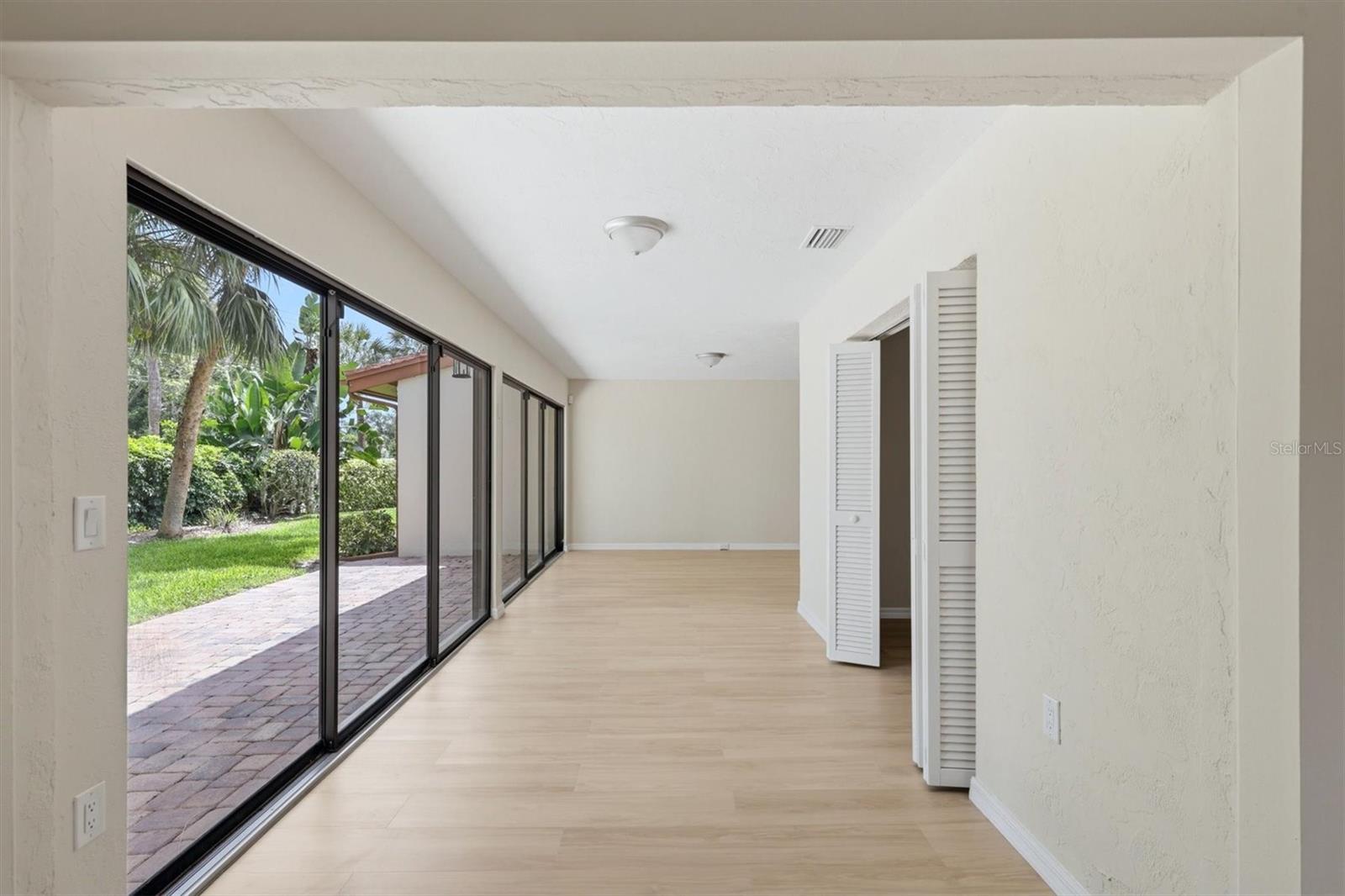 6403 PELICAN DR, BRADENTON, FL — photo 25