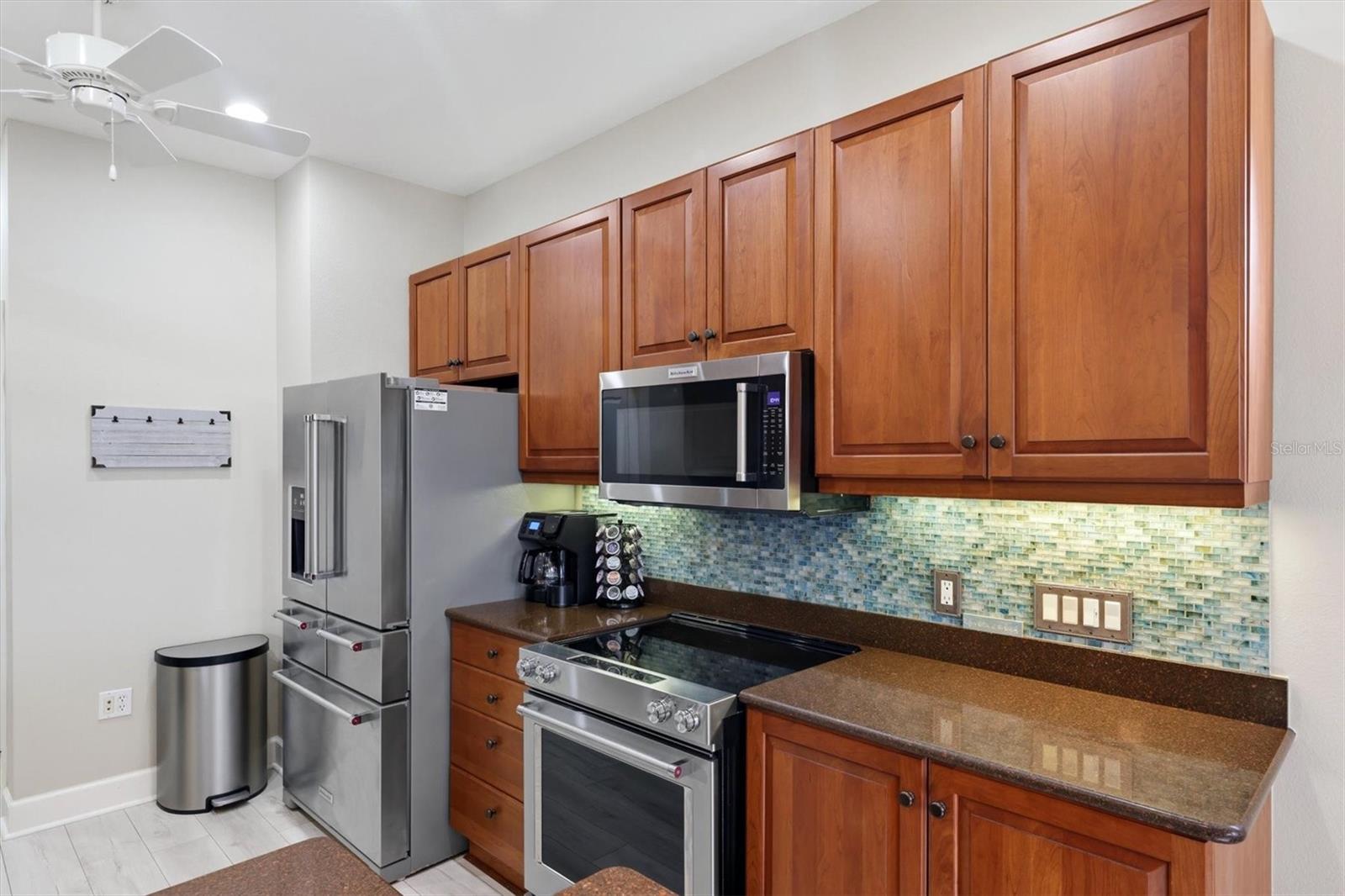 5290 DESCANSO CT #201B19, SARASOTA, FL — photo 15