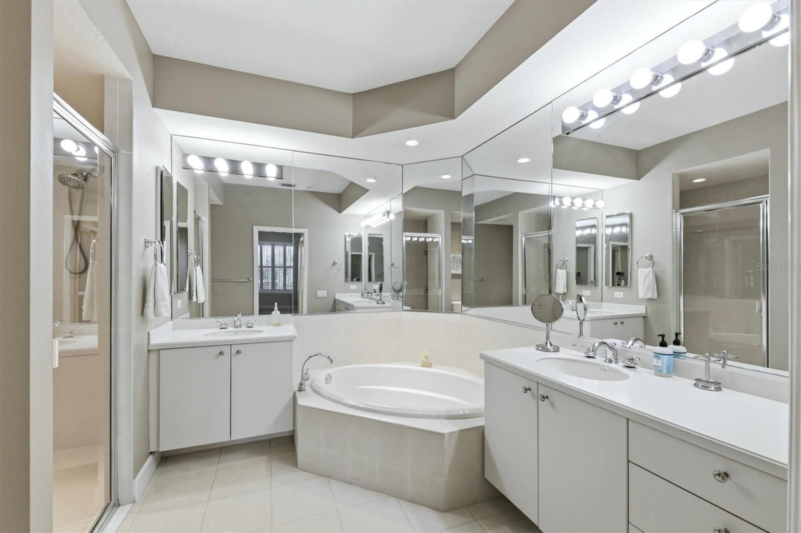 5290 DESCANSO CT #201B19, SARASOTA, FL — photo 23