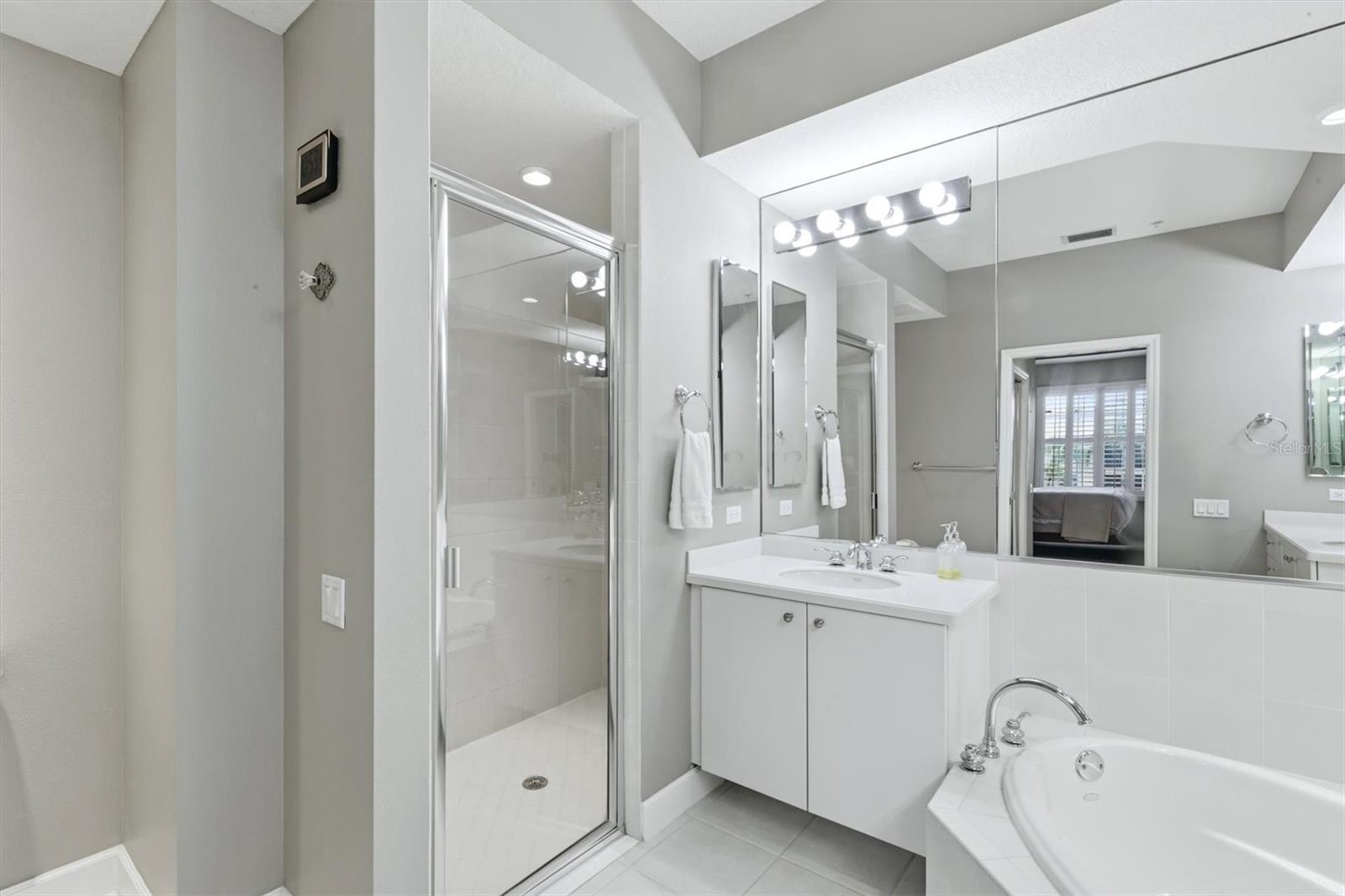 5290 DESCANSO CT #201B19, SARASOTA, FL — photo 24