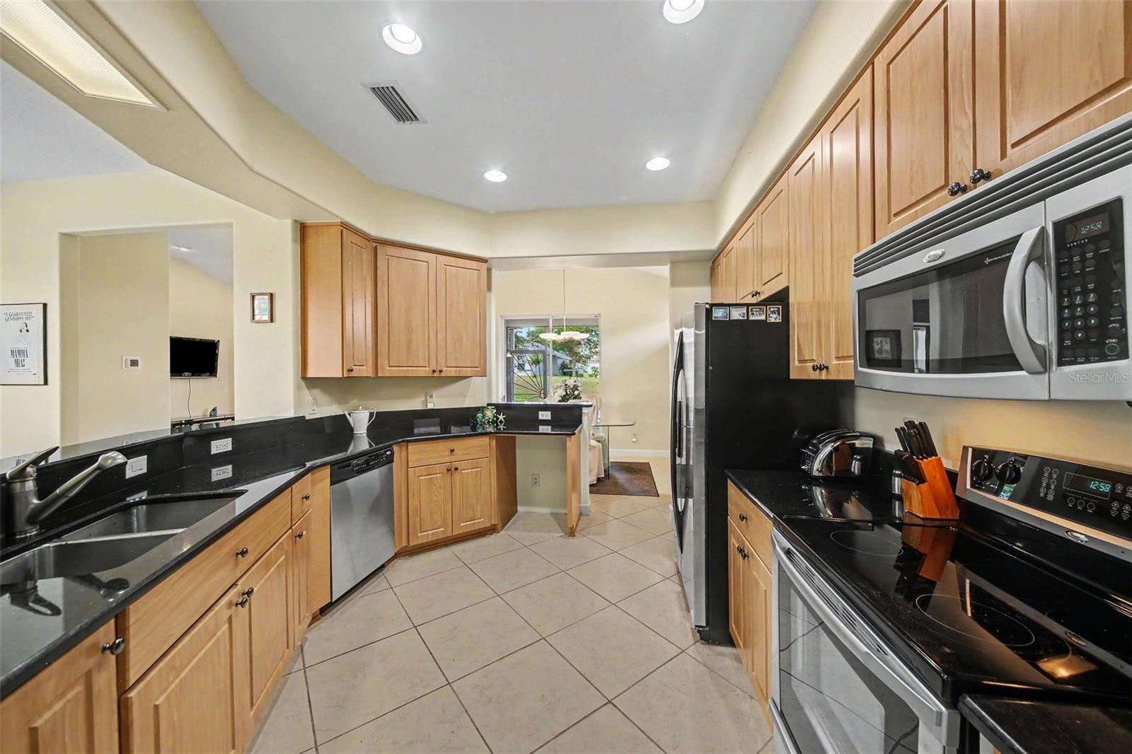 3257 BALTIC SEA BLVD, TAVARES, FL — photo 15
