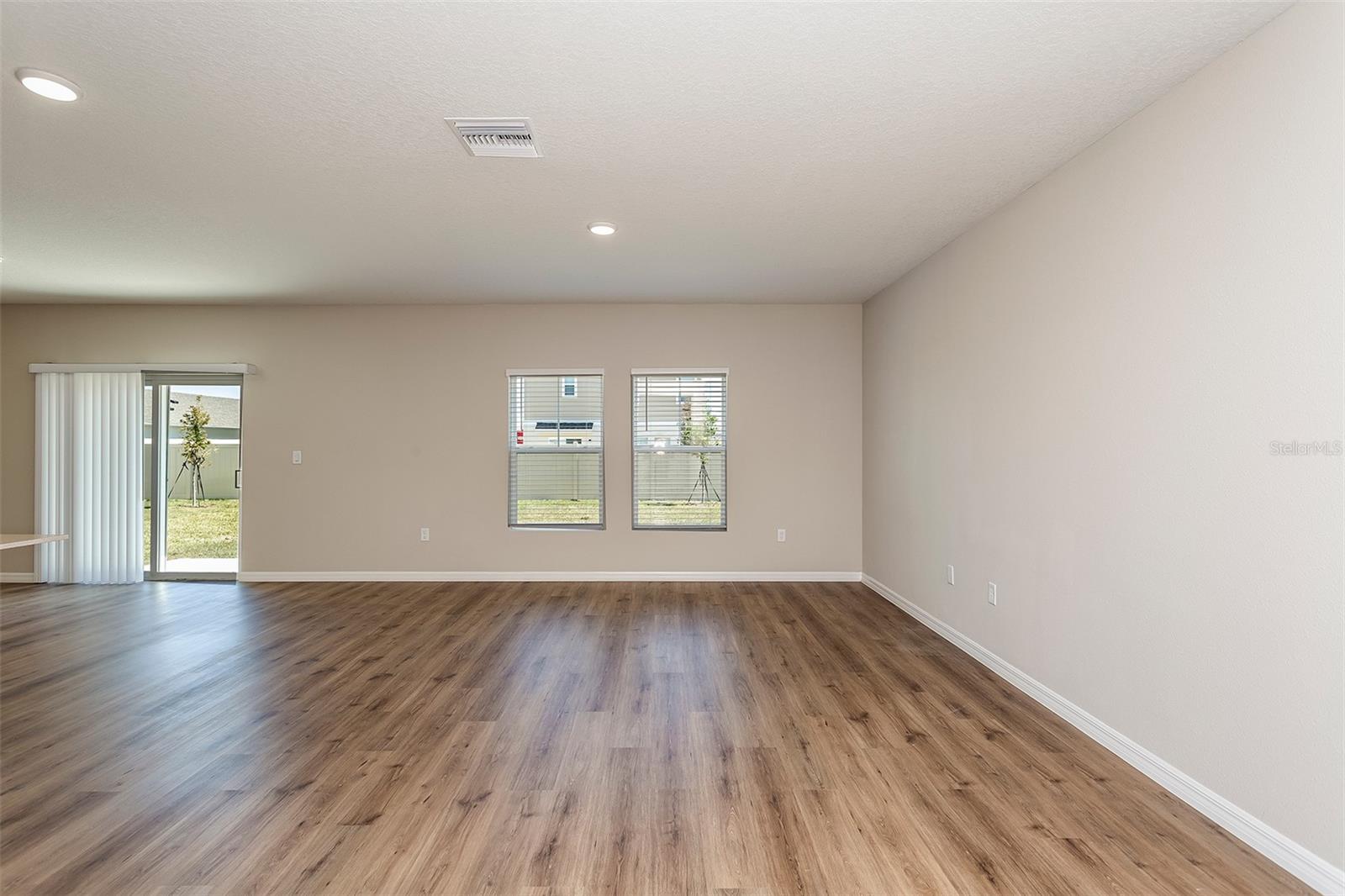 33631 NOBLE CREEK PL, DADE CITY, FL — photo 3
