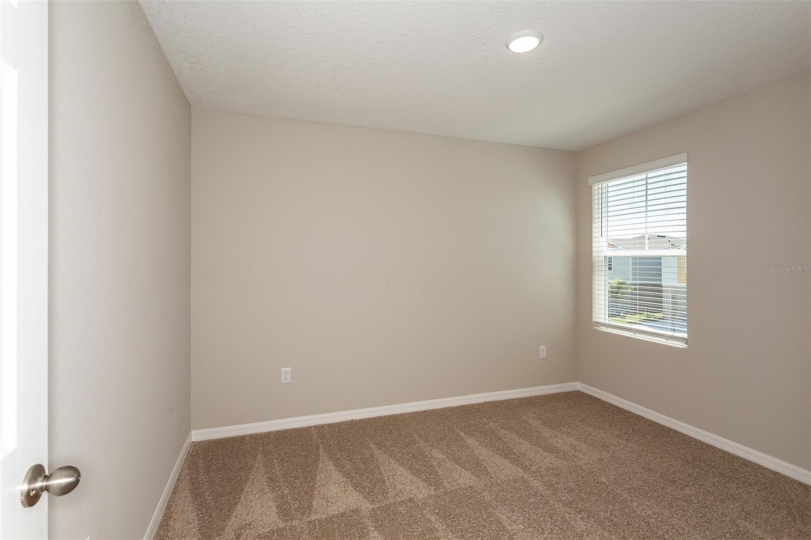 33631 NOBLE CREEK PL, DADE CITY, FL — photo 17