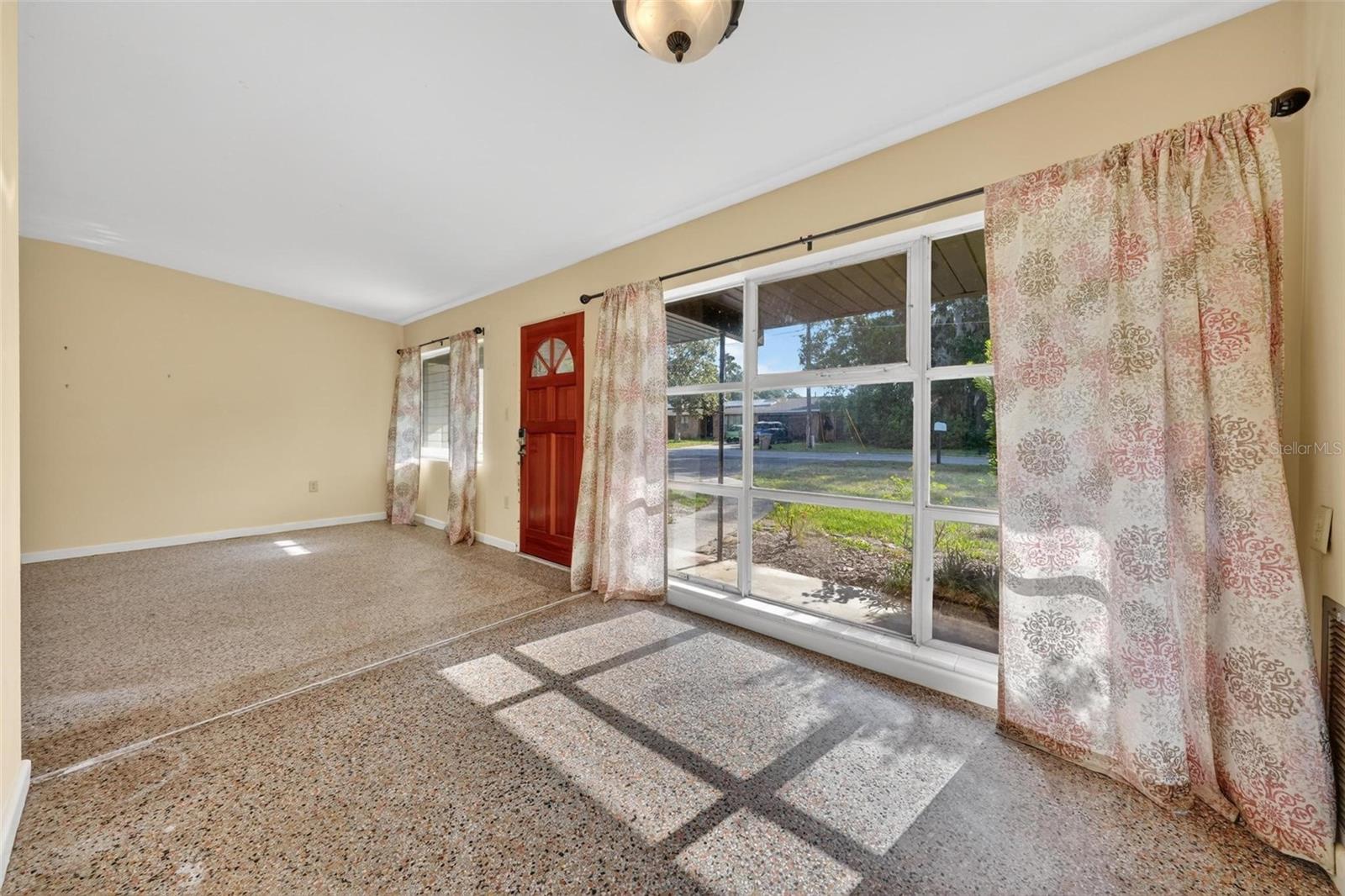 710 TWIN OAKS LN, EUSTIS, FL — photo 9