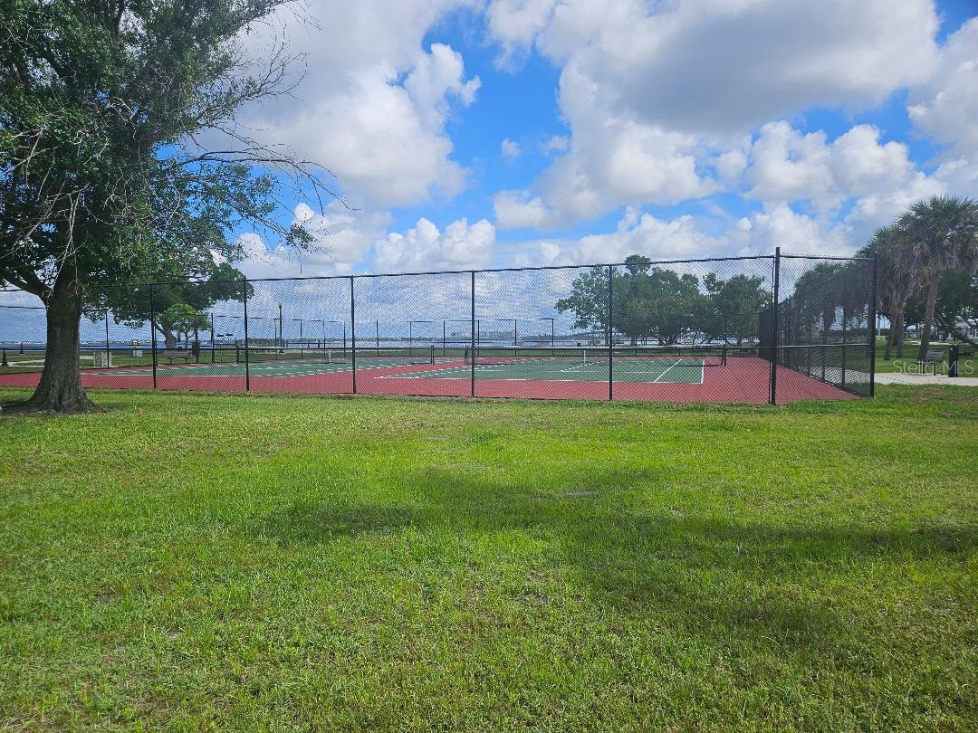 810 KINGS CT #B, PUNTA GORDA, FL — photo 26