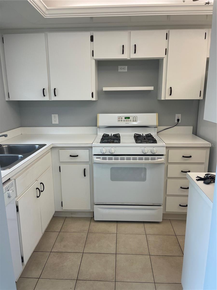 150 EL DORADO #105, WINTER HAVEN, FL — photo 9