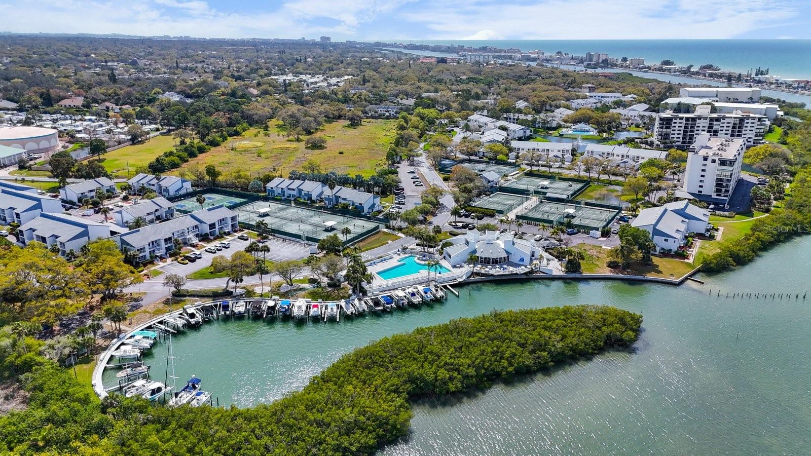11600 SHIPWATCH DR #1417, LARGO, FL — photo 38