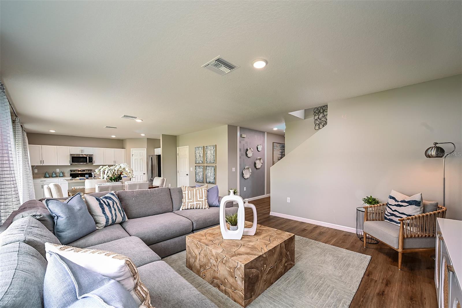 31731 OYSTER TRELLIS LN, WESLEY CHAPEL, FL — photo 3