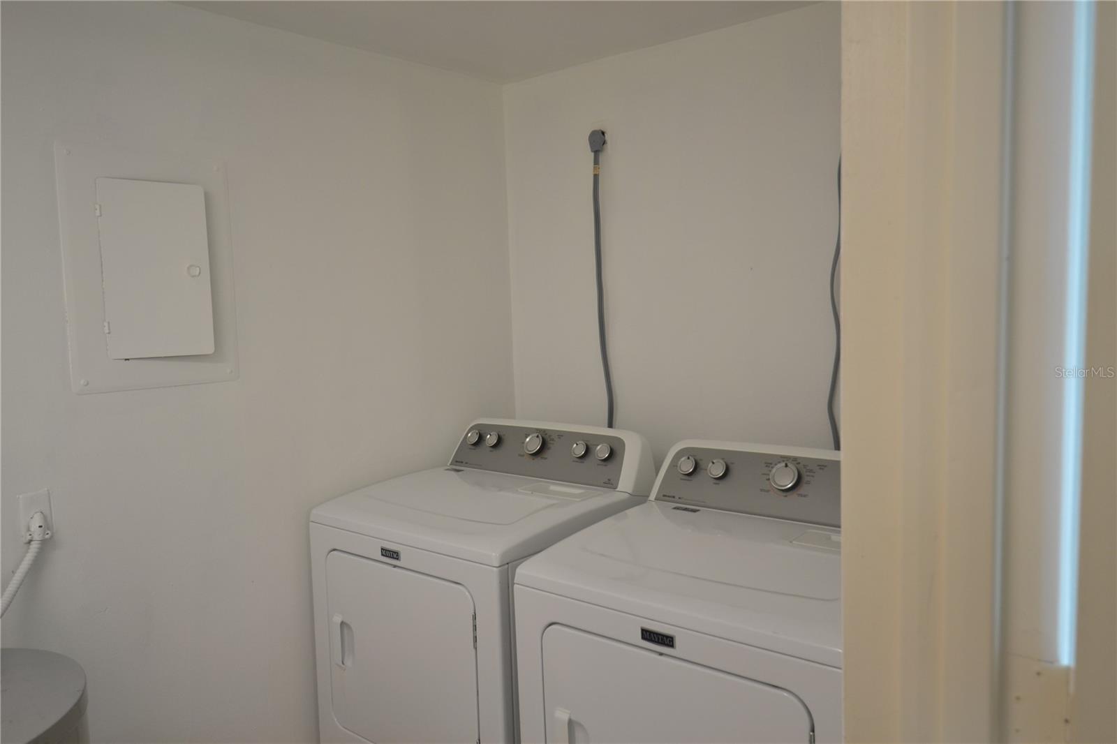 238 MARINER DR, TARPON SPRINGS, FL — photo 41