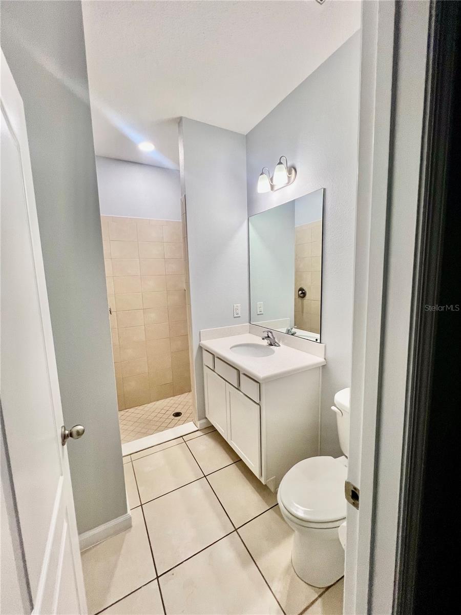 3215 STRATTON CIR, KISSIMMEE, FL — photo 19