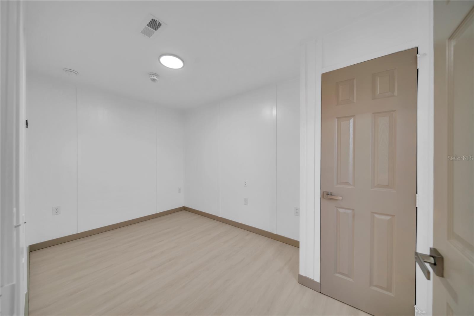 7483 DANVERS CIR, PORT CHARLOTTE, FL — photo 10