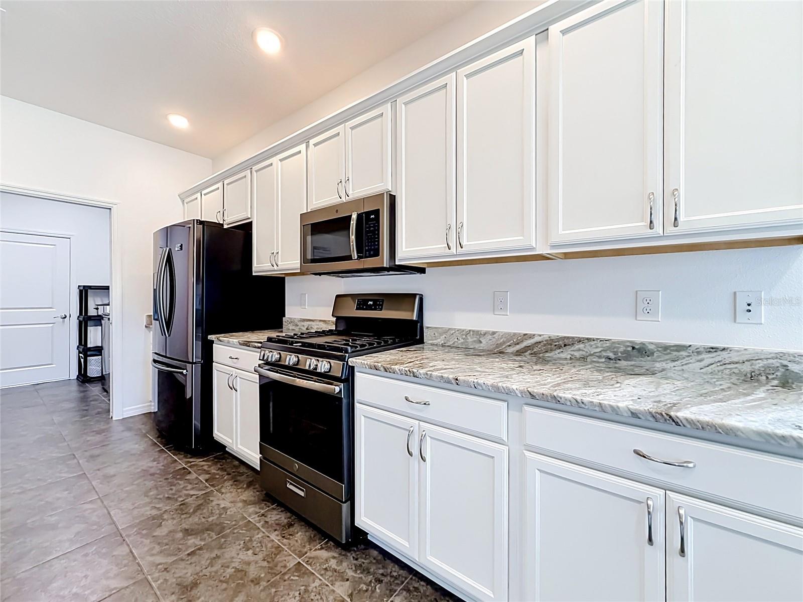 4240 JAMES RIVER CIR, LEESBURG, FL — photo 45