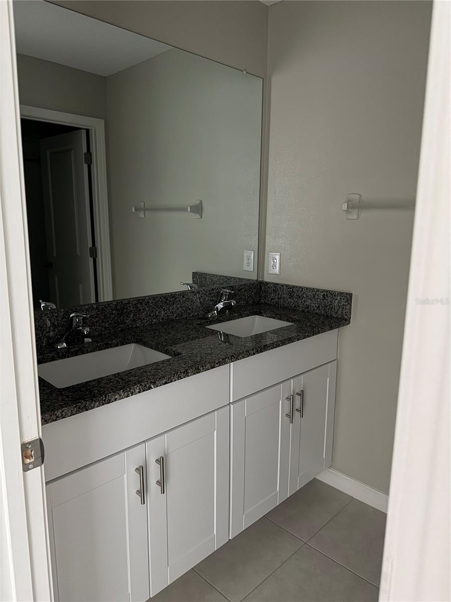 15434 MILLER CREEK DR, SUN CITY CENTER, FL — photo 16