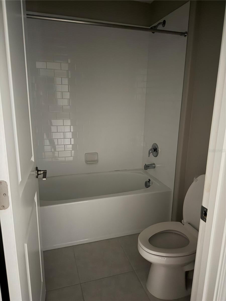 15434 MILLER CREEK DR, SUN CITY CENTER, FL — photo 17
