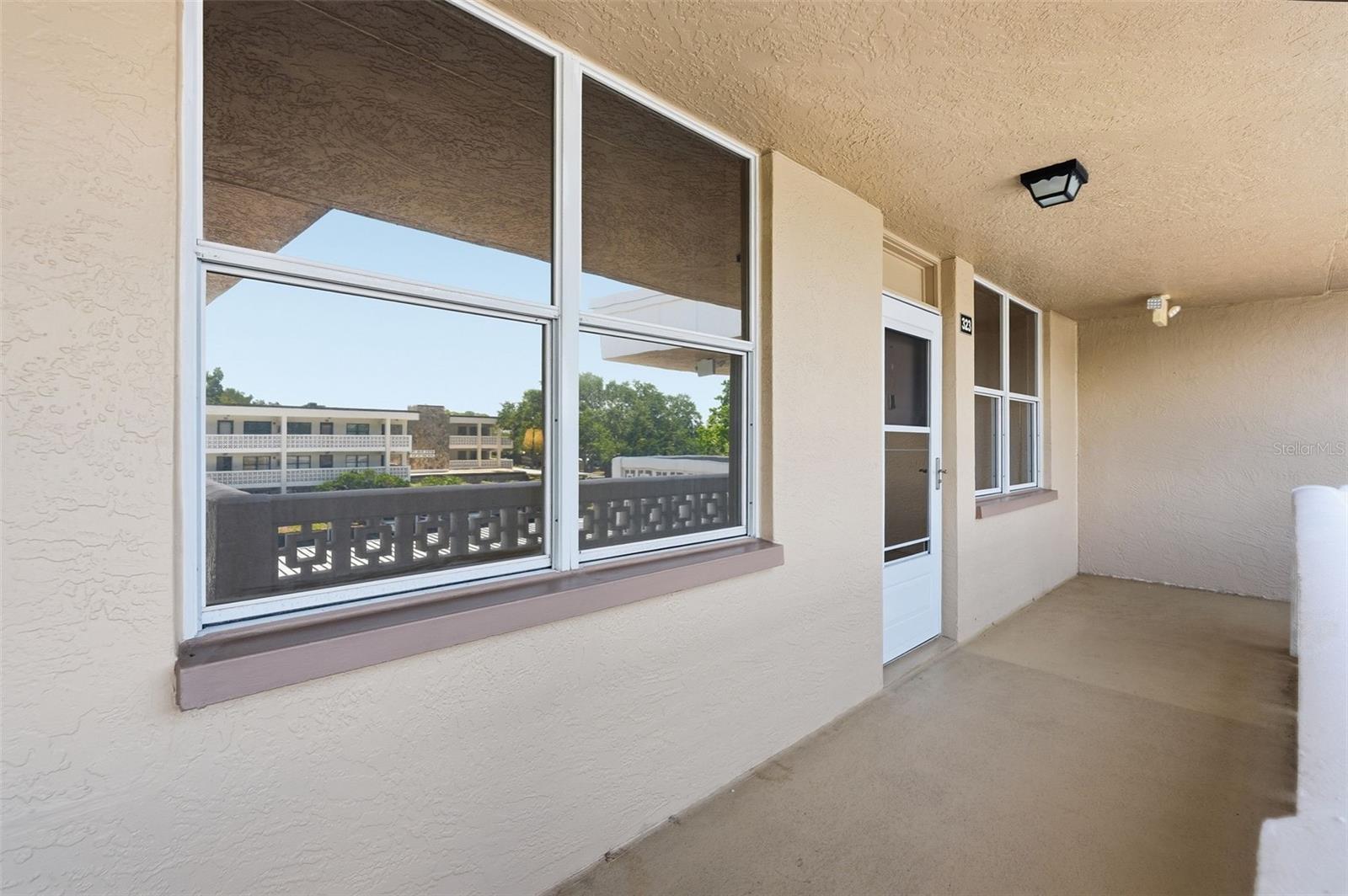 4915 BAY ST NE #323, ST PETERSBURG, FL — photo 3