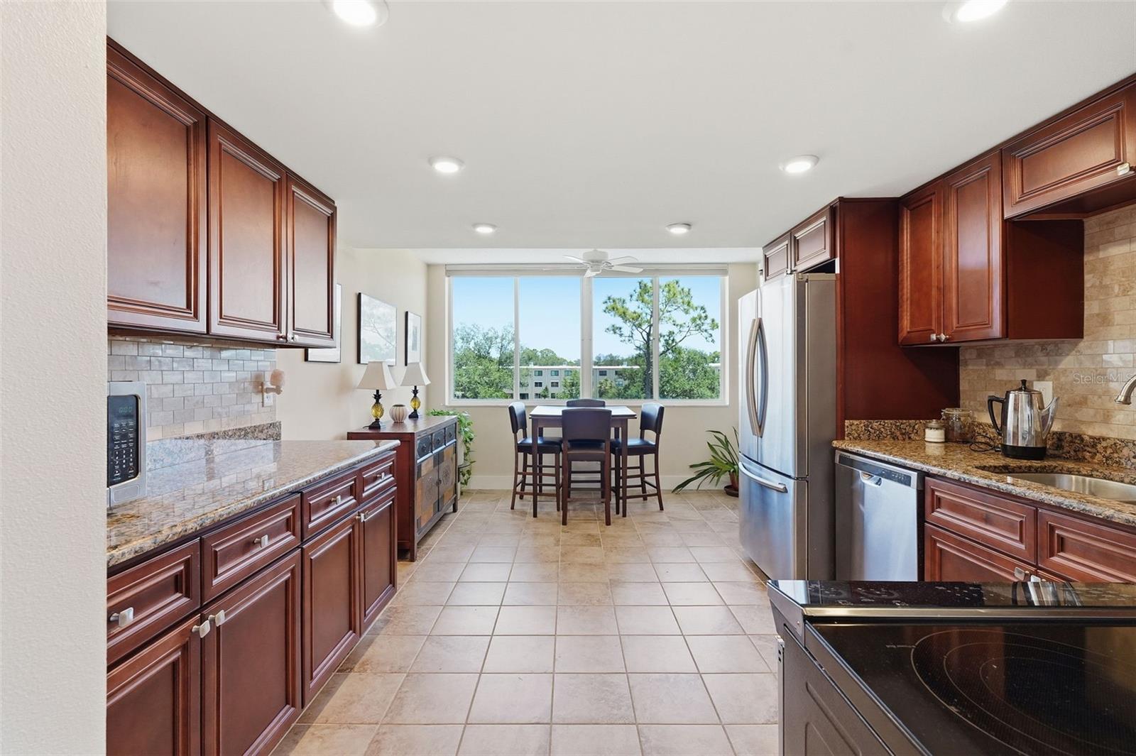 4915 BAY ST NE #323, ST PETERSBURG, FL — photo 23