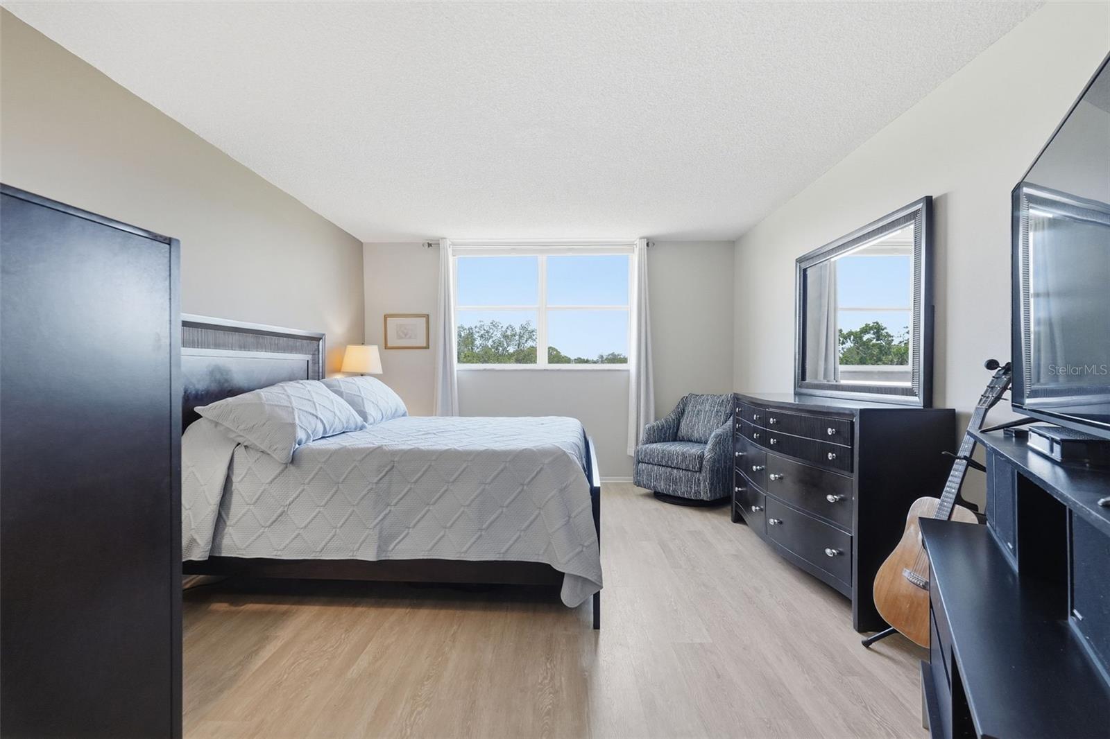 4915 BAY ST NE #323, ST PETERSBURG, FL — photo 31