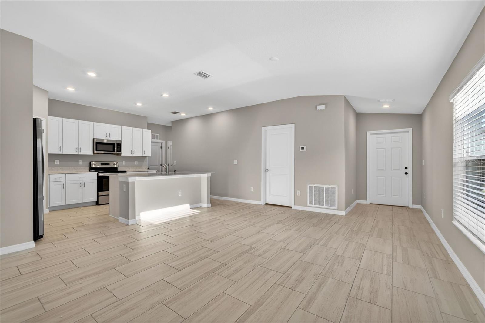 13187 PALMERSTON RD, RIVERVIEW, FL — photo 10