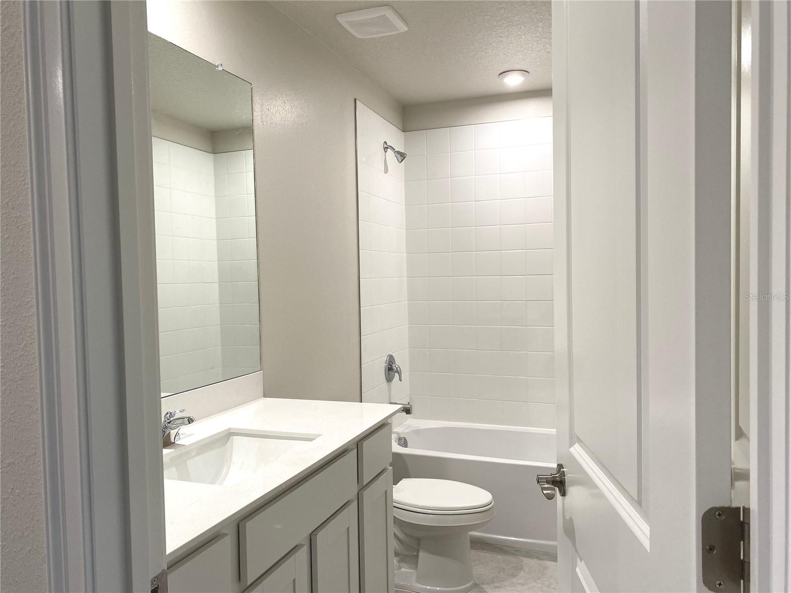 8850 GINKO RUN, PARRISH, FL — photo 22