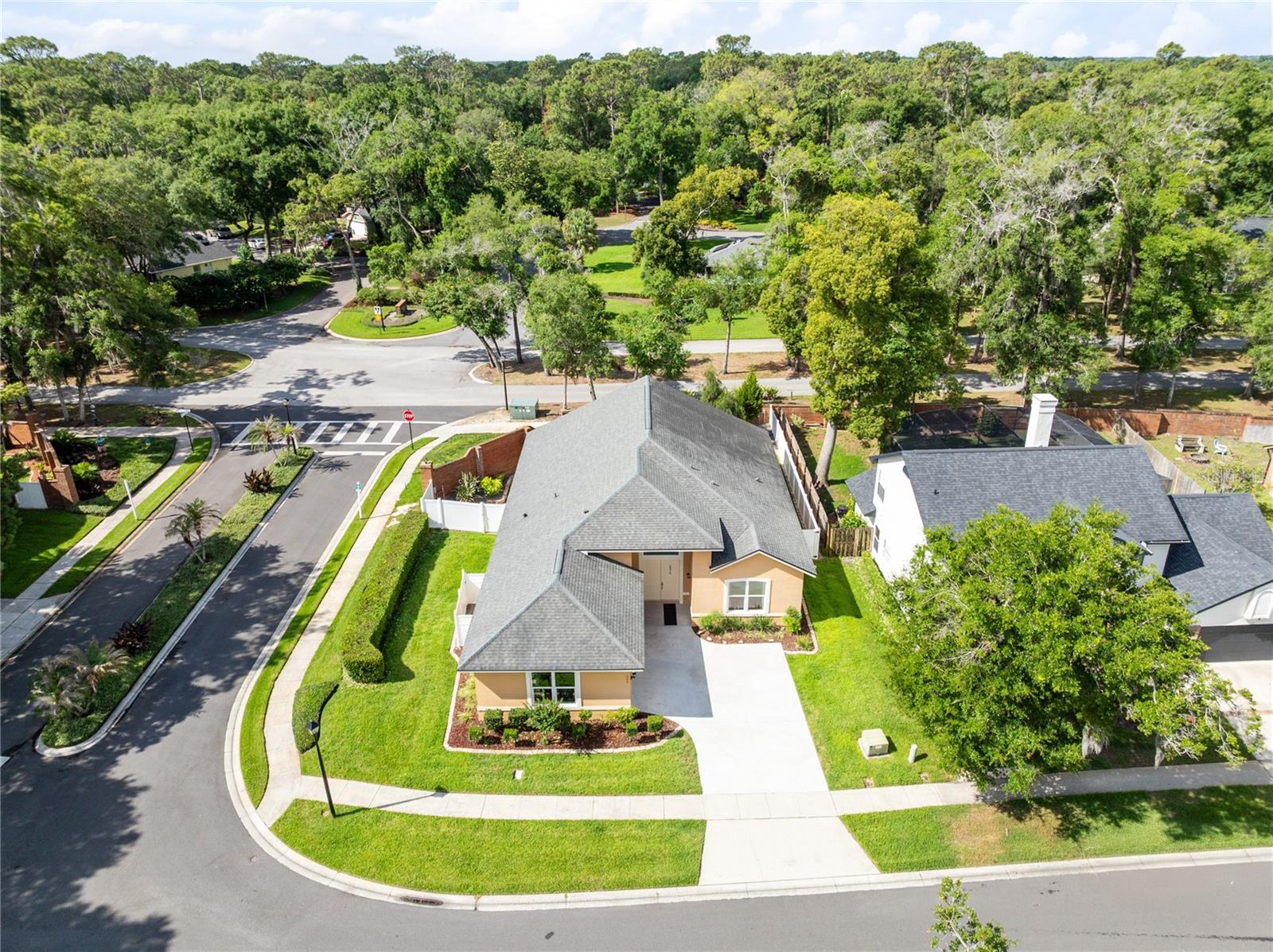 683 OAK HOLLOW WAY, ALTAMONTE SPRINGS, FL — photo 3